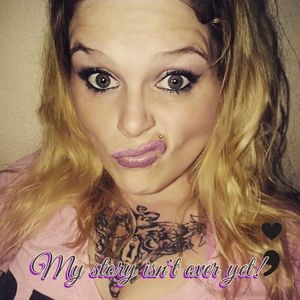 Meet your Posher, Stephanie